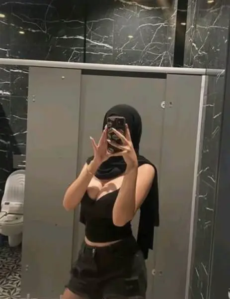BEYOĞLU Escort SILA - Gerçek Fotoğraflı Doğrulanmış Profil BEYOĞLU VIP Escort SILA - Doğrulanmış Model